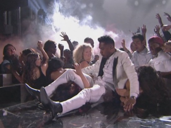 Miguel-fan-Billboard-Music-Awards