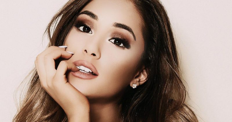 Ariana-Grande-2017-2-e1488370363136.jpg